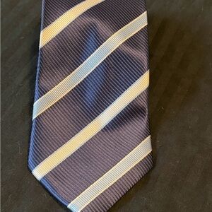Classic Navy and Cream Striped Tie